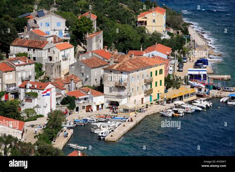 Remote Seaside Village Of Valun On Cres Island Croatia Stock Photo Alamy