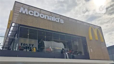 Baznas Setop Terima Donasi Dari Mcdonald S Indonesia Setelah Banjir