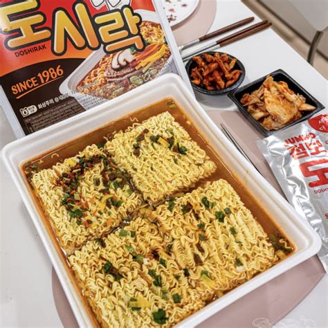 Would You Eat It? The Ridiculously Big Instant Ramen That Mukbang ...