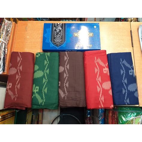 Jual Wadimor Polos Warna Tumpal Motif Kembang Shopee Indonesia