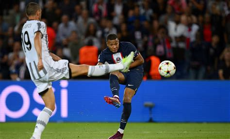 Mbappe Gets Psg To Champions League Winning Start