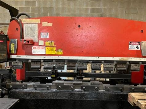 Amada AMADA RG80 HYDRAULIC PRESS BRAKE 88 Ton