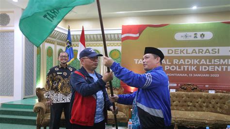 Lepas Kontingen Porseni NU Wagub Kalbar Harap Peserta Sportif Gencil