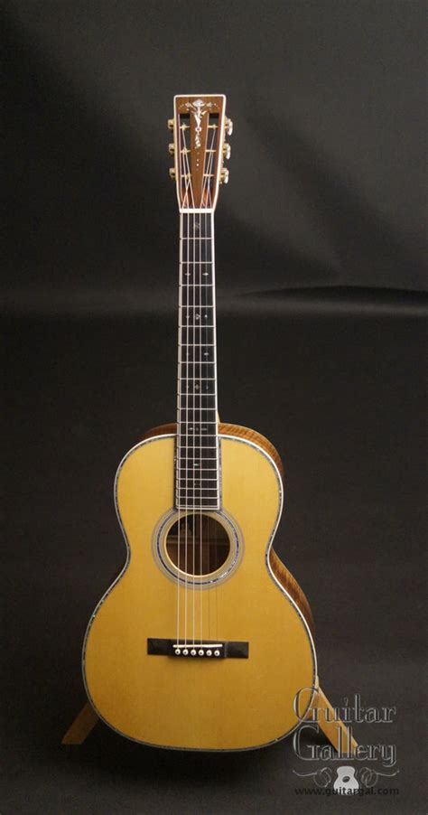 Martin 00-42K Robbie Robertson Guitar – Guitar Gallery