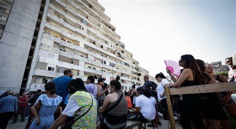 Napoli Ordine Di Sgombero Per Le Vele Di Scampia Il Sindaco