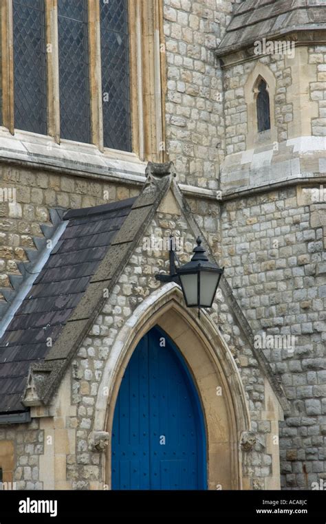 St Michaels Church Chester Square Belgravia London Uk Stock Photo Alamy