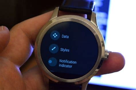 Cómo Conectar un Smartwatch Michael Kors con Android o iPhone