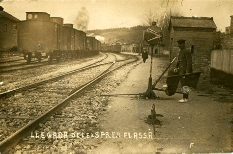 Arribada de lexprés a Flaçà Reg 00054 Museu del Ferrocarril de