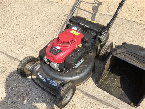 Lot 6 Honda Hrh 536 Pro Hydrostatic Petrol Lawnmower