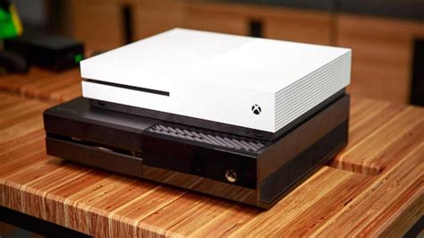 Vean El Primer Unboxing De La Consola Xbox One S FayerWayer