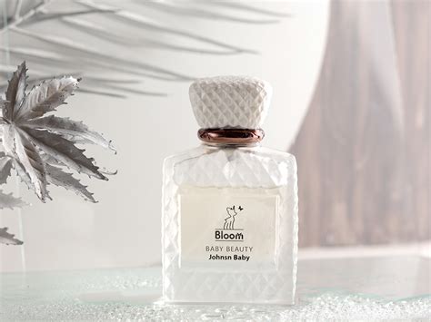 Perfume bloom :: Behance