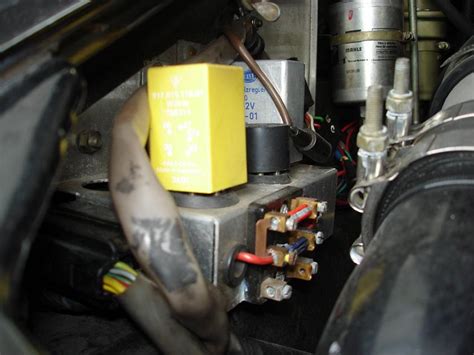 930 Engine Compartment Fuses And Relays Rennlist Discussion Forums