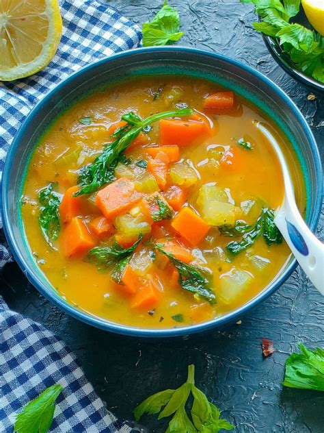 Easy Pumpkin Carrot Soup With Ginger No Cream Go Healthy Ever After