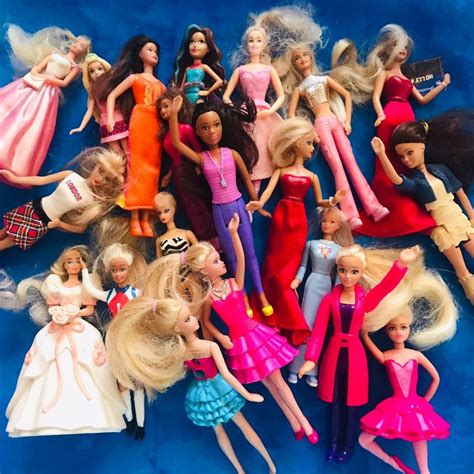 20 Mini Barbie Dolls On Mercari Mini Barbie Dolls Barbie Dolls Barbie