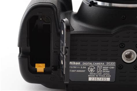 Yahooオークション 【美品】 ショット数809回 Nikon ニコン D5300