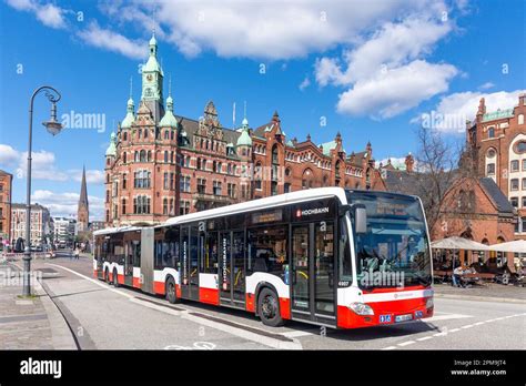 Hamburg Hochbahn Fotos Und Bildmaterial In Hoher Aufl Sung Alamy