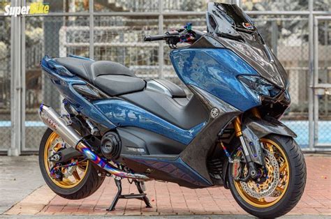 Modifikasi Yamaha TMAX 560 Tech Max Penuh Karbon Biaya Tembus Rp 320