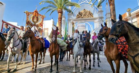 La Hermandad Matriz De Almonte Comienza Su Camino Hacia El Roc O