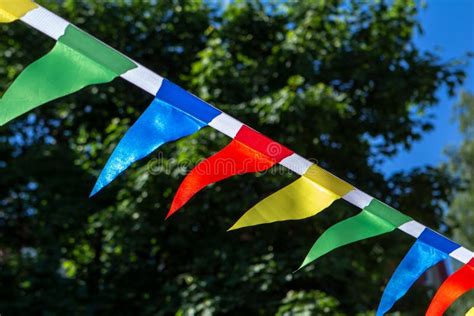 Banderas Triangulares Coloridas Decoración Del Carnaval Foto de