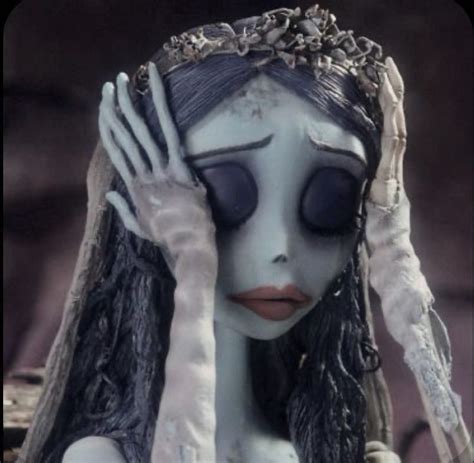 Pin By Ariel Marissa On Icons Emily Corpse Bride Tim Burton Corpse