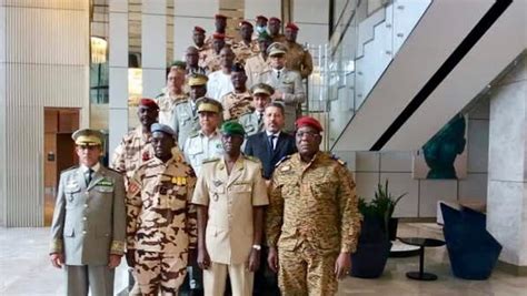 Après le retrait du Mali Les chefs détats majors généraux des armées