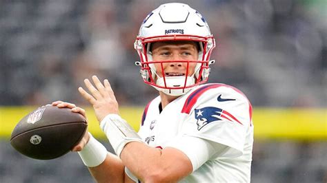 Mac Jones Injury Patriots Qb Taken To X Ray Room After Week 1 Loss