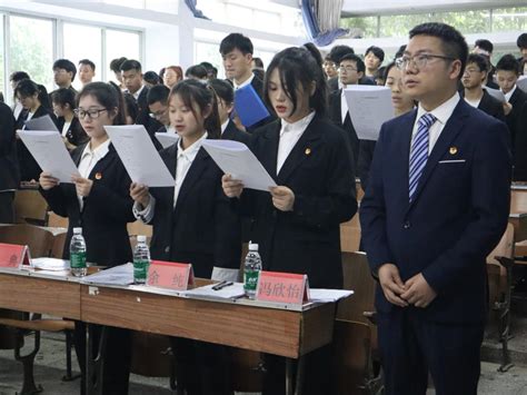 我院成功召开第三次学生代表大会 化学与环境工程学院