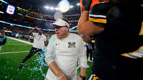 Eli Takes A Drink Missouri Celebrates Cotton Bowl Win Espn Video