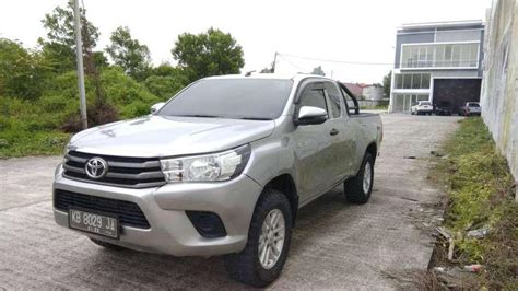 Dijual Hilux Extra Cabin Lacak Harga