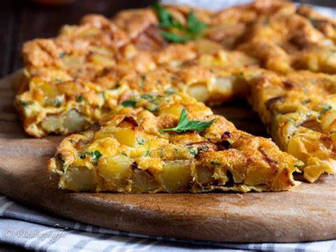 Frittata Di Patate Al Forno O In Padella Ricetta Economica E Gustosa