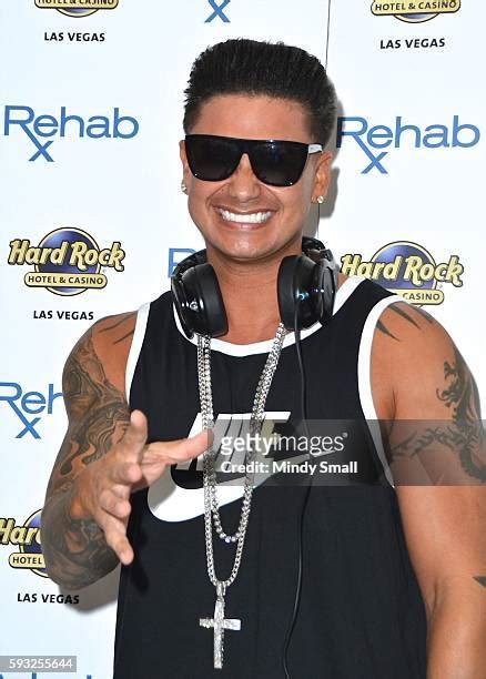 Paul Pauly D Delvecchio Closes Out Rehab Beach Club Residency In Las