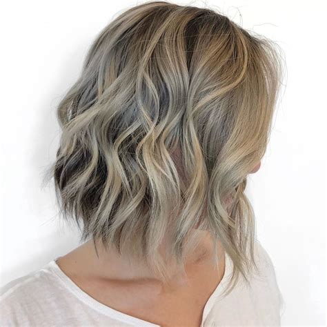 Light Ash Blonde Hair How It Appears Stylish Examples Kappers Magazine