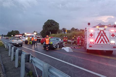 Tres Muertos Deja Choque Frontal Entre Un Mustang Y Un Aveo Sobre