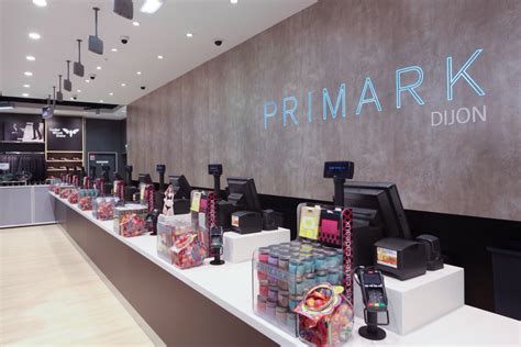 Primark Ouvre Son Huiti Me Magasin Fran Ais