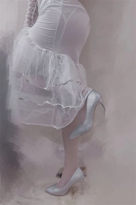 I Love Wearing Pantyhose And High Heels So Much Nude Pics XHamster