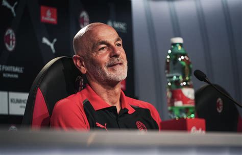 Verso Milan Frosinone Stefano Pioli Campionato Lungo E Qui Non Sono