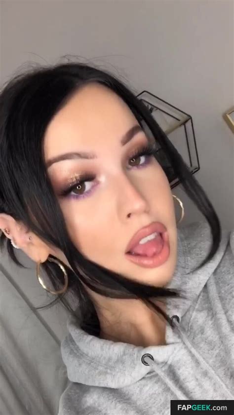 Mia Flippo Miaflippo Miakhalifa Nude Leaked Onlyfans Photo FapGeek