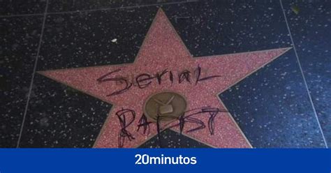 Acto Vand Lico En La Estrella Del Actor Bill Cosby En El Paseo De La