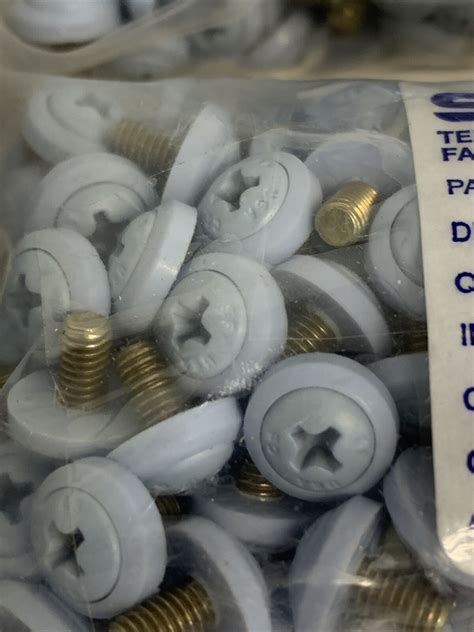 Stake Fastener Co Metric Pan L Screws Mps4m8ds32bl Metric Pan L Screw