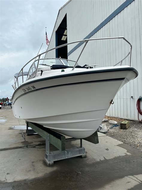 2000 Grady White Seafarer 226 Walkaround For Sale Yachtworld