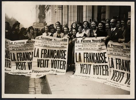 La Femme Occidentale En Route Vers Legalite Sociale Condition De La