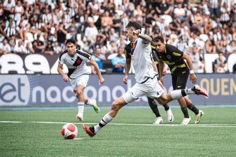 Melhores momentos de Botafogo 2 x 4 Vasco pela 9ª rodada da Taça