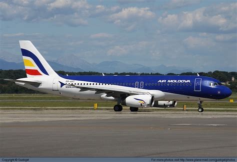 Airline Air Moldova http://jamaero.com/airlines/Aviakompaniya-Air ...