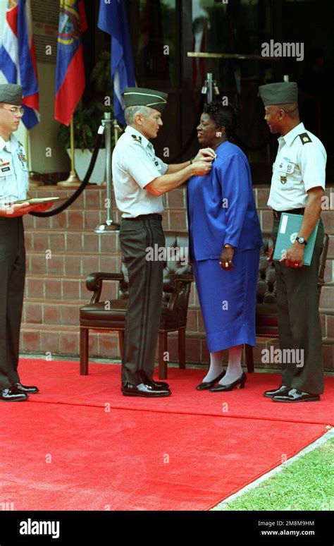 Gen Wesley K Clark Commander In Chief Us Southern Command Pins A