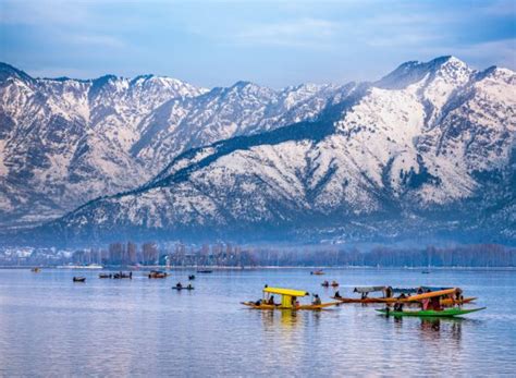 Dal Lake And Nigeen Lake In December EKashmir Tourism