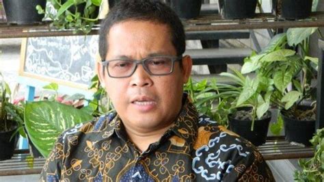 Profil Muradi Calon Pj Wali Kota Bandung Berlatar Akademis