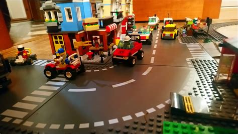 Домашняя железная дорога из Lego | Пикабу