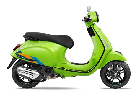 Motomobi News New Vespa Primavera Dan Vespa Sprint Hadir Di Indonesia