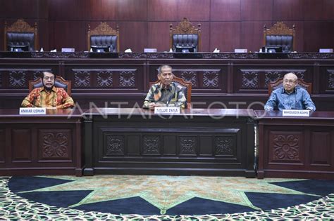 Hakim Konstitusi Suhartoyo Terpilih Jadi Ketua Mk Antara Foto