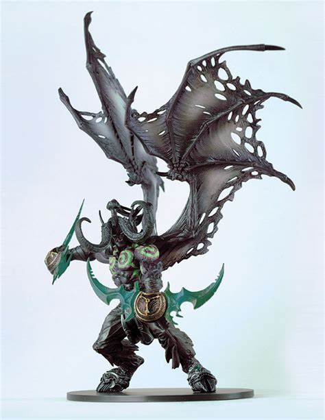 World Of Warcraft Deluxe Collector Figure Illidan Demon Form